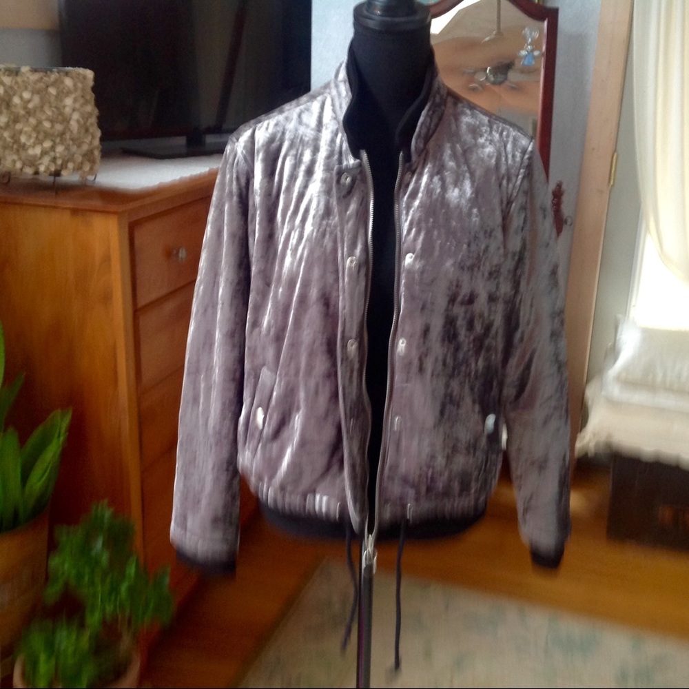 Jacket - Picture 3 of 8